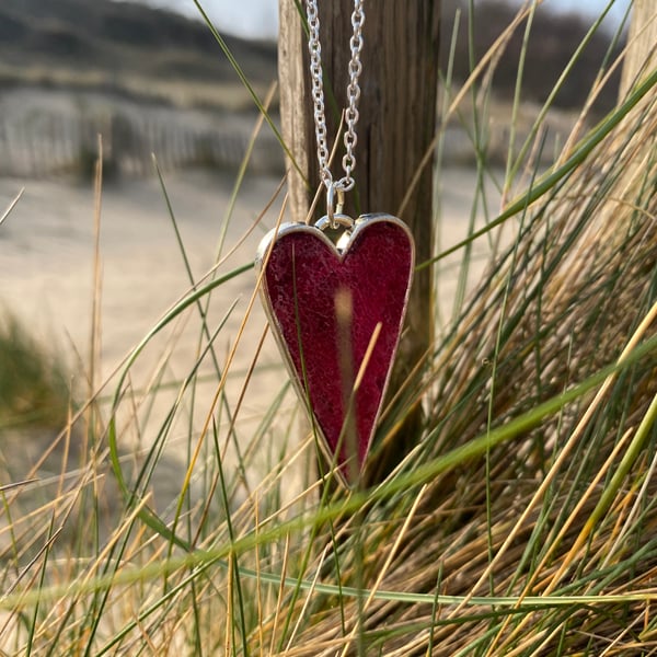 Felt Heart Necklace. (733)