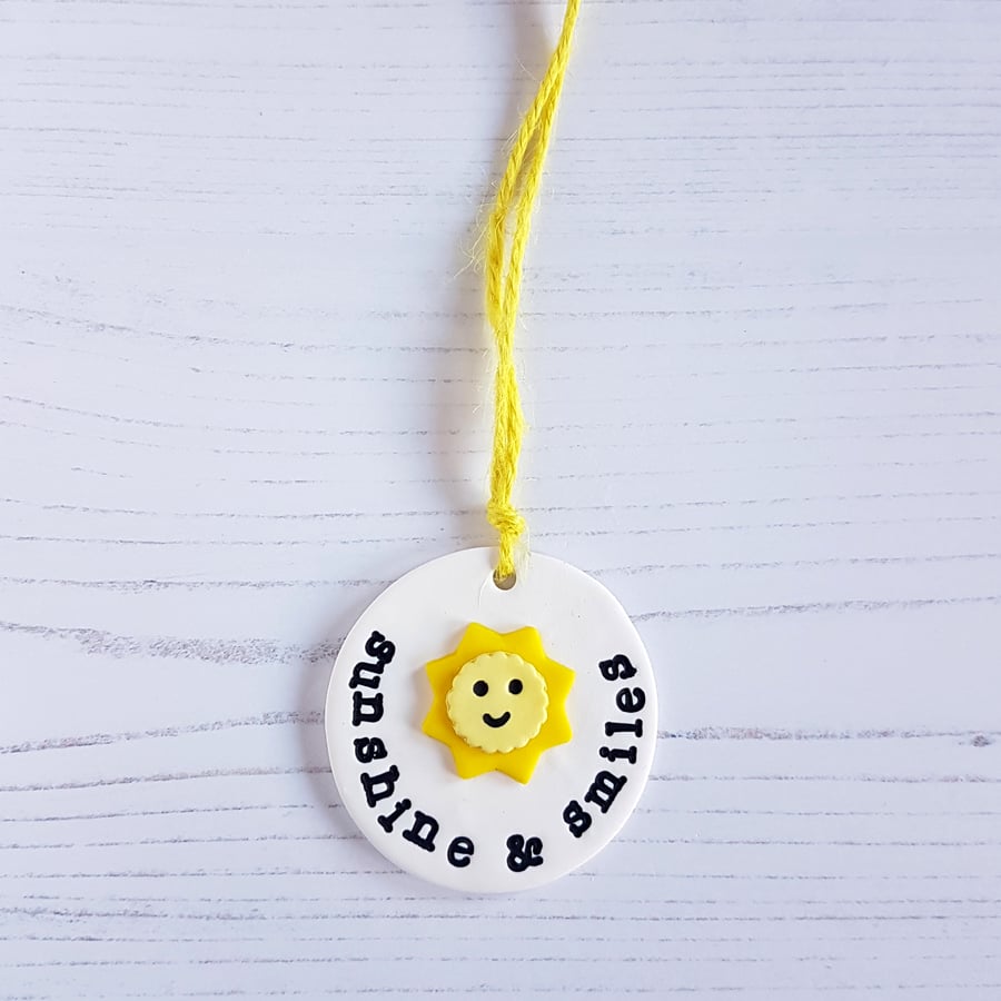 Sunshine and Smiles decoration OR Magnet