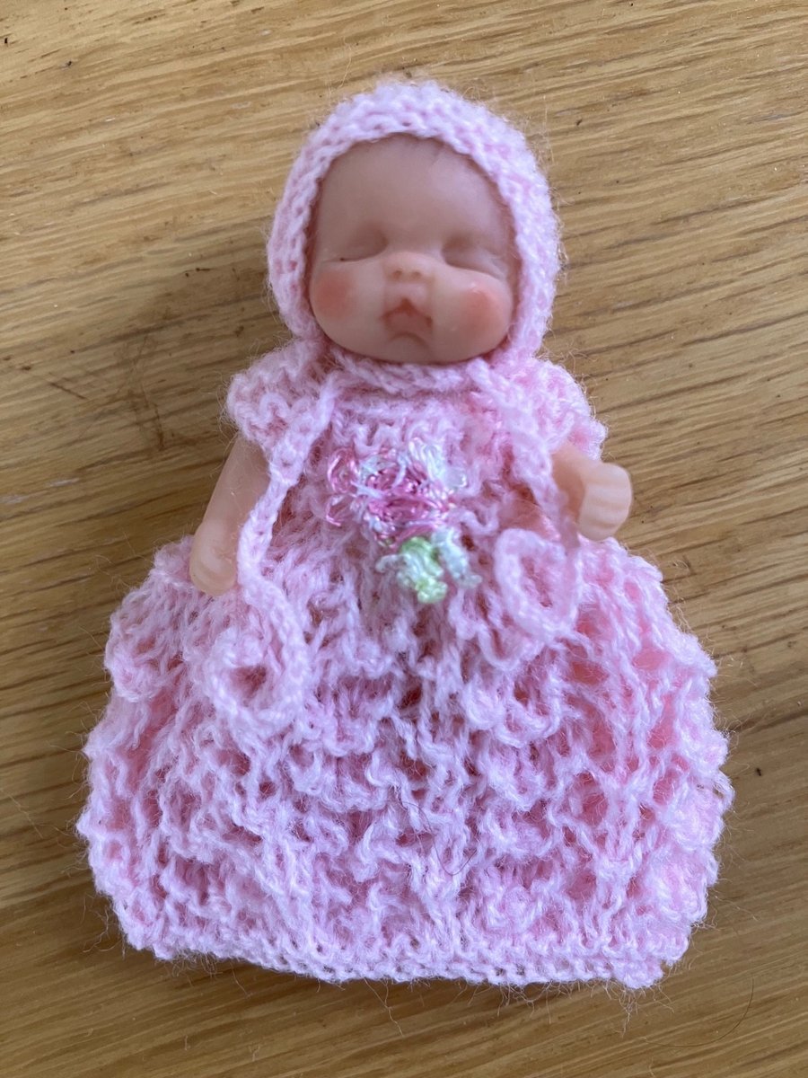 Doll House Miniatures, Hand Knitted Dolls Clothes, 1:12 Scale Baby Clothes, Doll