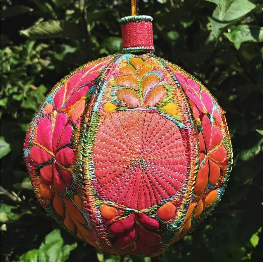 Christmas Bauble Decoration 