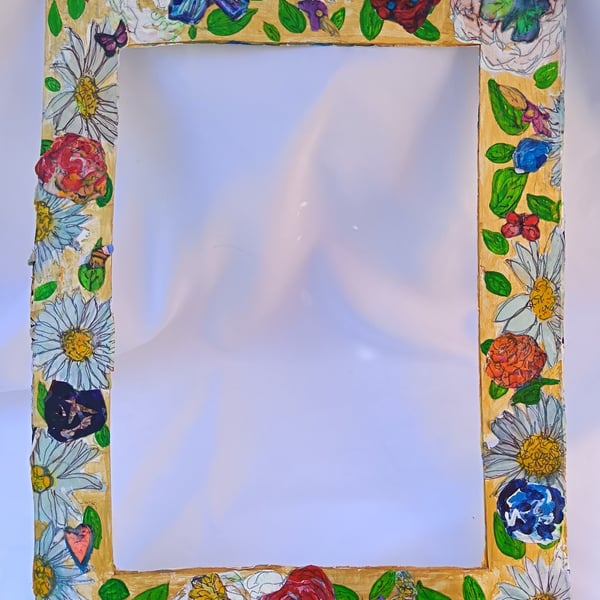 Funky Friedo Kahlo inspired vintage mountframe 