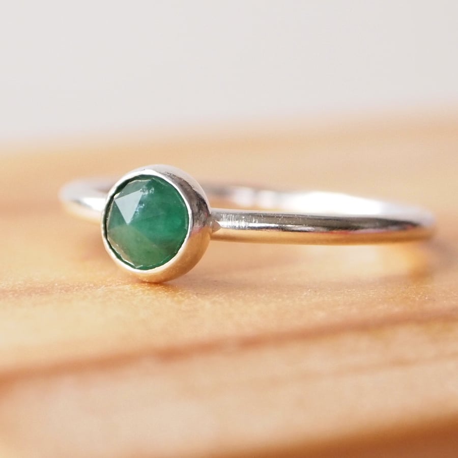 Emerald Sterling Silver Ring, 5mm Stacking Silver Ring. Birthstone Jewellery. 