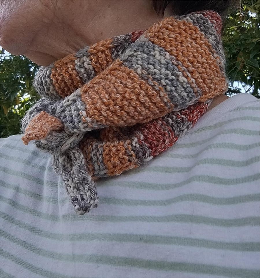 Hand Knit Scarflette