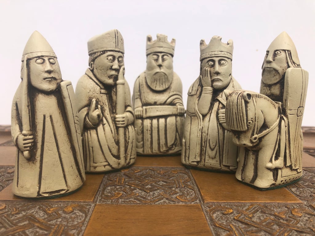 Chess set - Lewis Chessmen - Isle of Lewis Chess Pieces