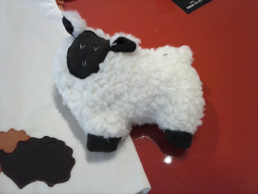 'Frederick Fluffybutt'- toy sheep for dogs - pets