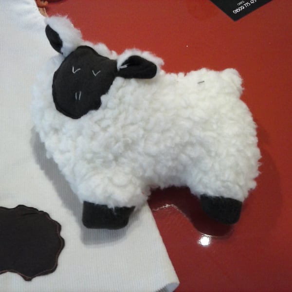 'Frederick Fluffybutt'- toy sheep for dogs - pets