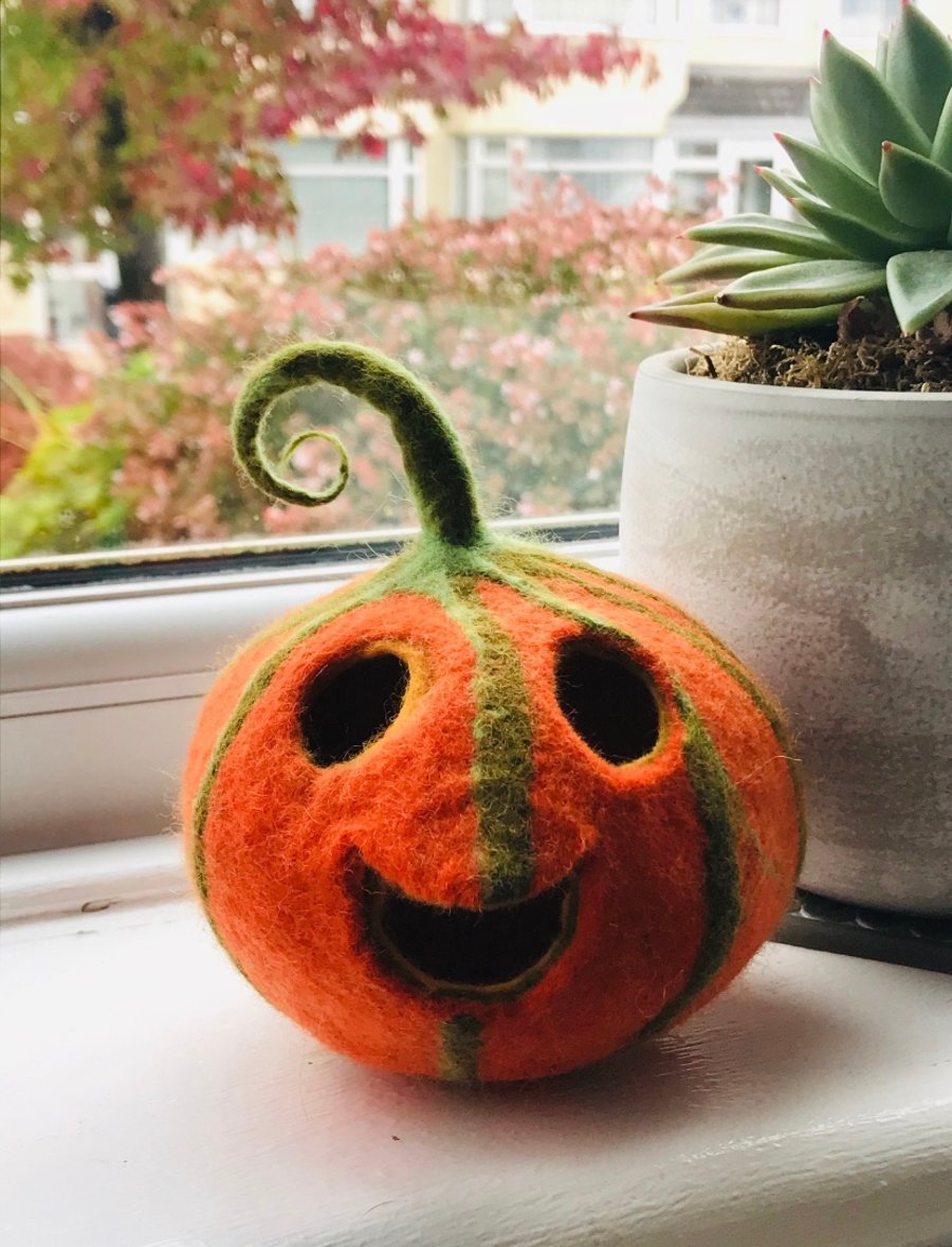 Make a Wet Felted Pumpkin or Seasonal Gourd In Person Workshop, 18 Sept 2025
