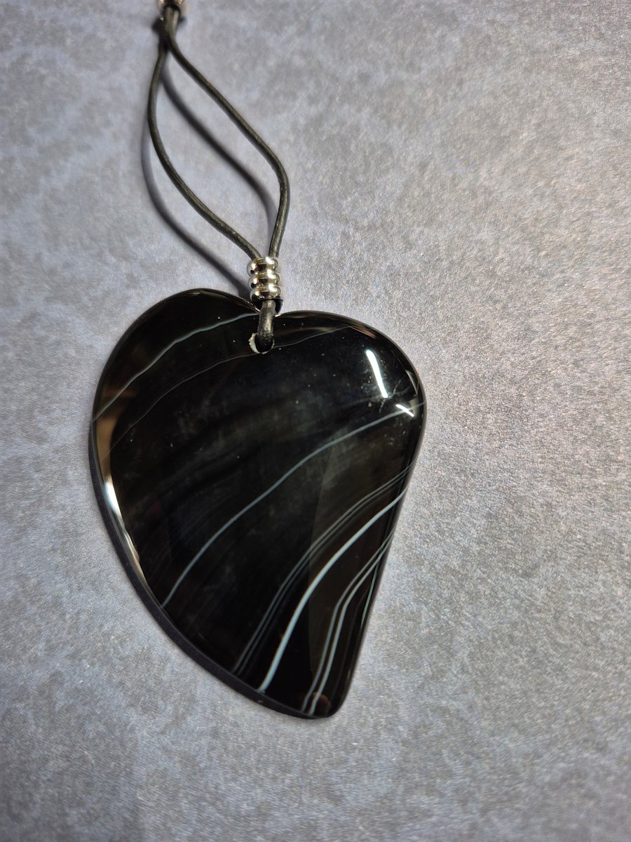 Black Onyx Agate Heart Pendant