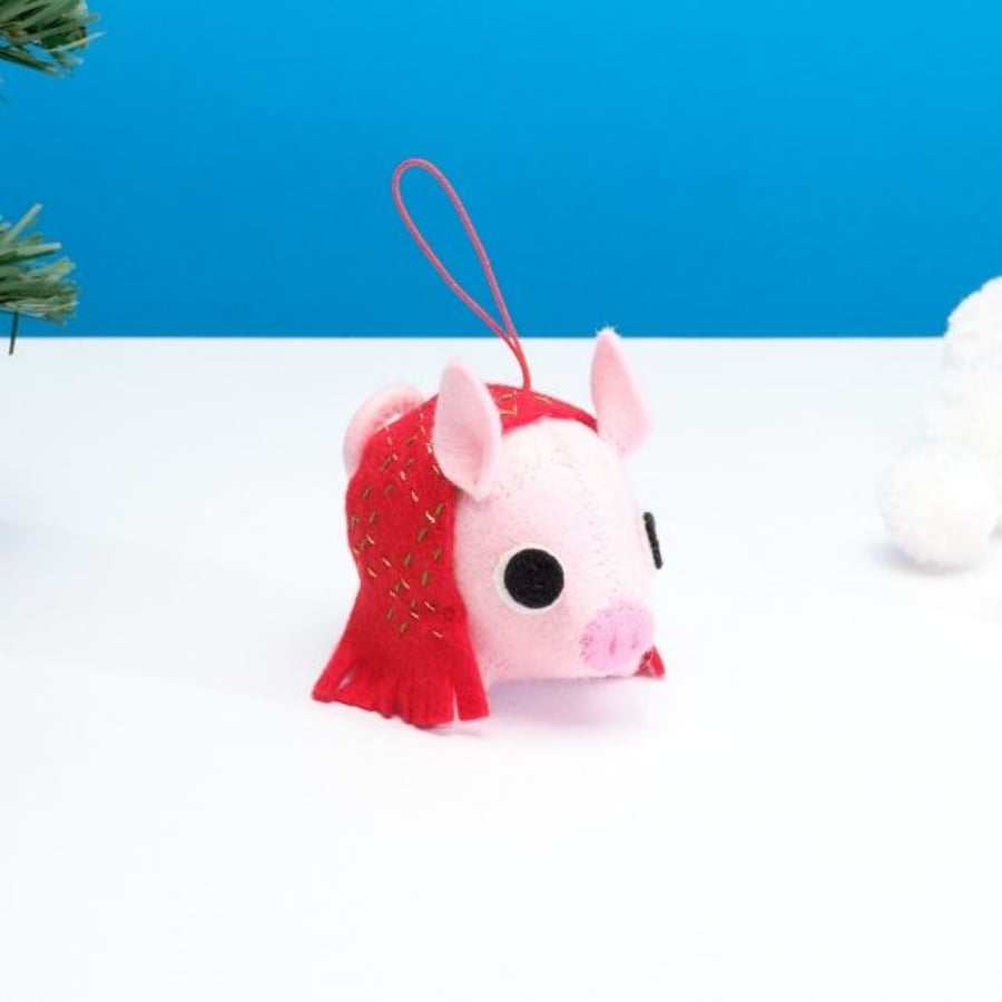 Pig in a blanket hanging ornament