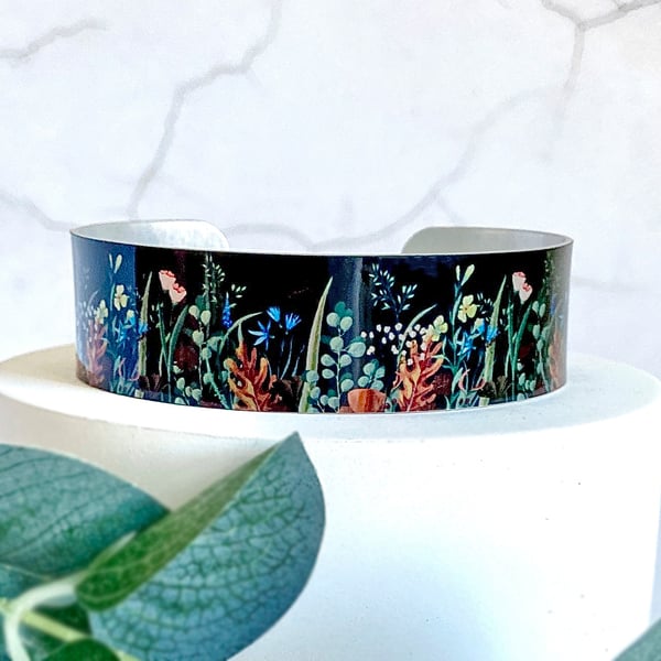 Oak leaf, wildflowers cuff bracelet, black bangle with foliage and flowers (63)
