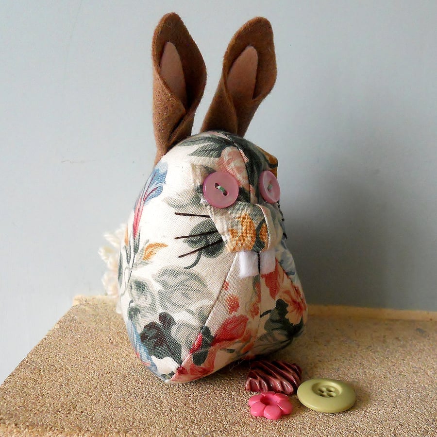SALE Vintage fabric Retro Rabbit