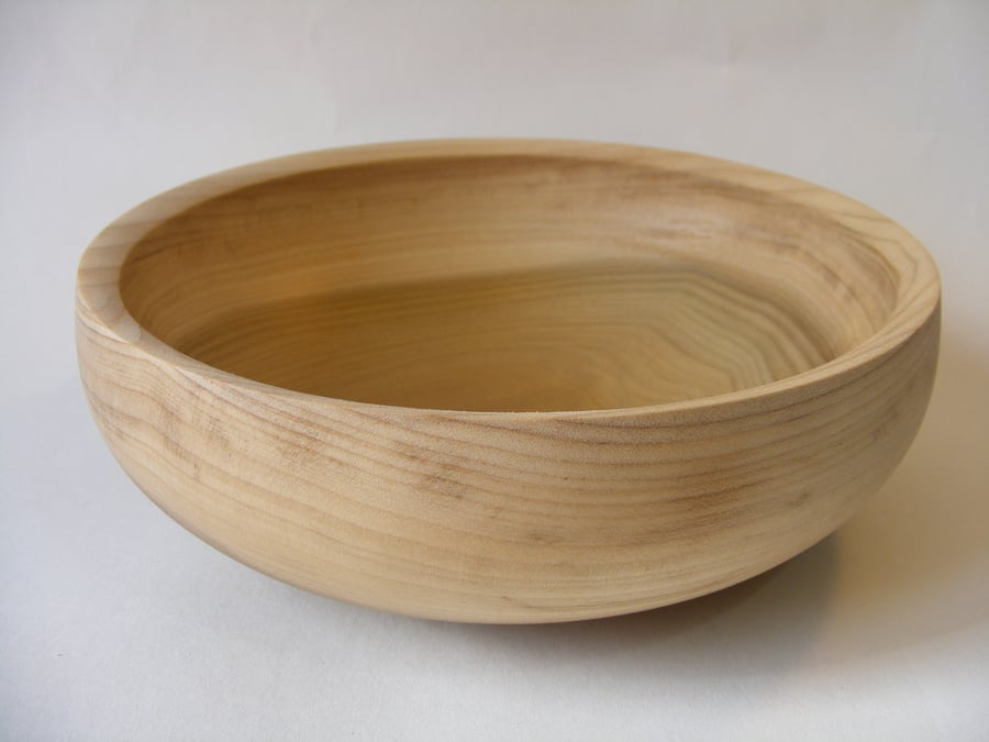 Tulip wood fruit or food bowl