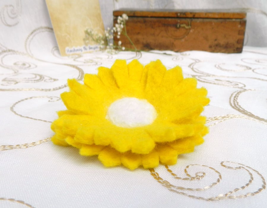 Yellow Daisy Brooch Handmade Felt Summer Style