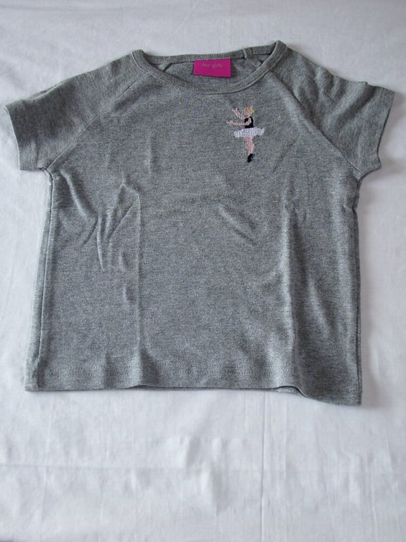 Ballerina, T-shirt , age 2-3, hand embroidered