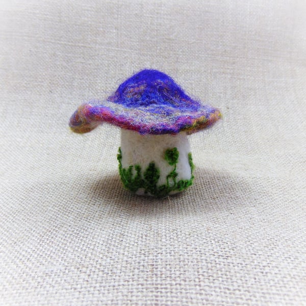 Needle Felted Mushroom, Dark Mushroom, Felt Fairy Toadstool, Woodland Ornament