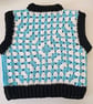 Adult crochet cropped sweater vest - Image 2