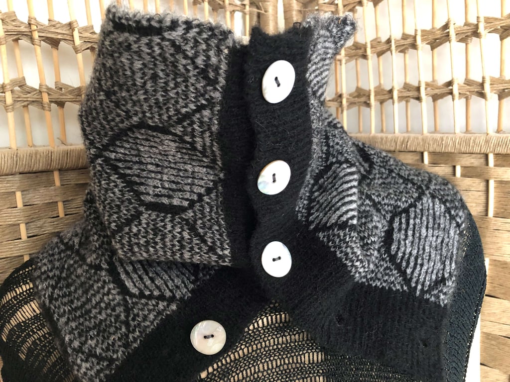 Alpaca knitted Collar in honeycomb jacquard pattern