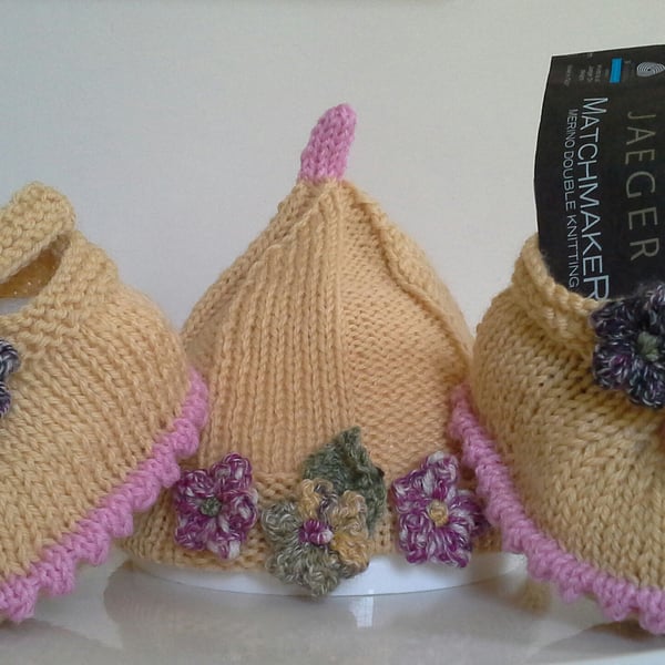 Hand Knitted Baby Girl's 'Jeager' Merino Wool Shoes & Hat Set 0- 6 months