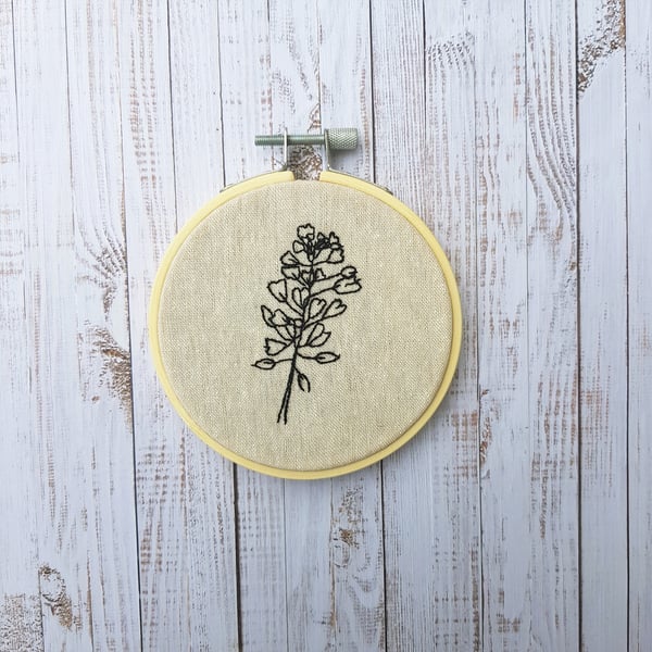Shepherd’s Purse wildflower embroidery art, 4”.