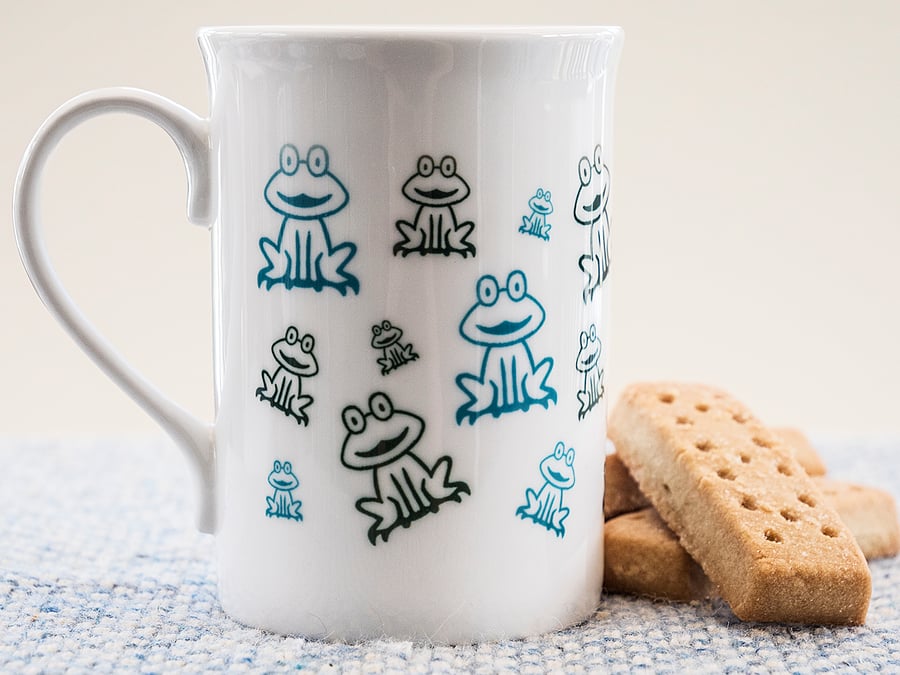 Fine Bone China Mug with humorous cartoon frog design. 