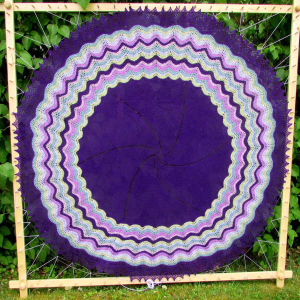 Traditional Circular Hap Shawl, 64" diameter, Knitr Design