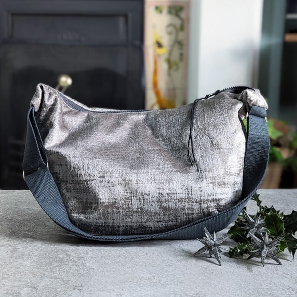 Dumpling Bag, Sling Bag, Half-moon Silver-Grey Cross Body Shoulder Bag (P&P inc)