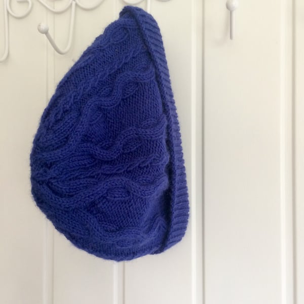 Blue Cabled Hat knitting kit