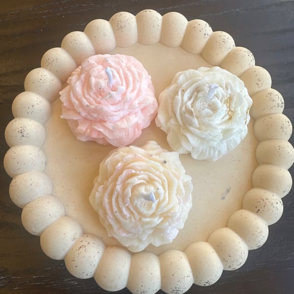 Handmade Tray & Soy Flower Candle – Unique Home Décor Set