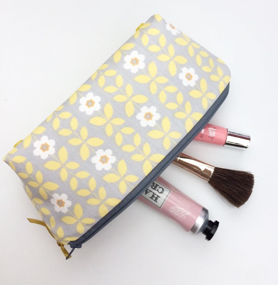  Make Up Bag or Pencil Case