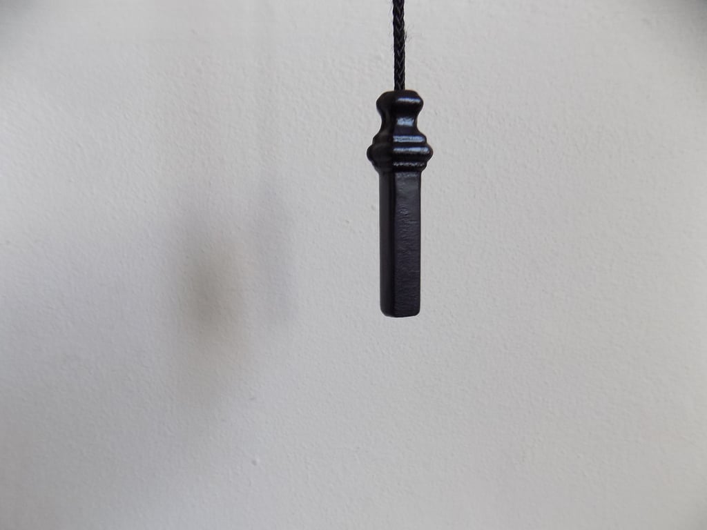 Light Pull & Cord..................................Wrought Iron (Wrought Steel) 