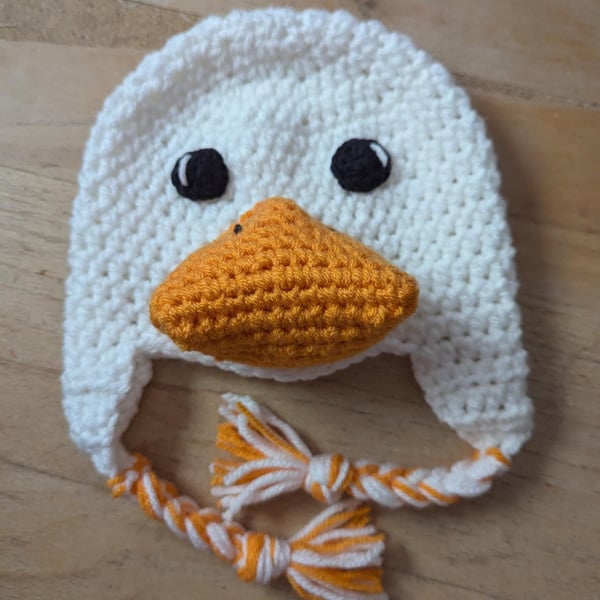 Crochet goose novelty hat, toddler, child, adult sizes, newborn photo prop duck 
