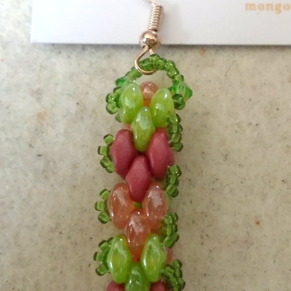 Brickwork-pattern bead earrings (customisable)