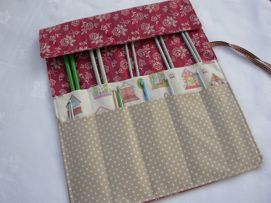 Knitting Needle Roll Cream and Dark Pink