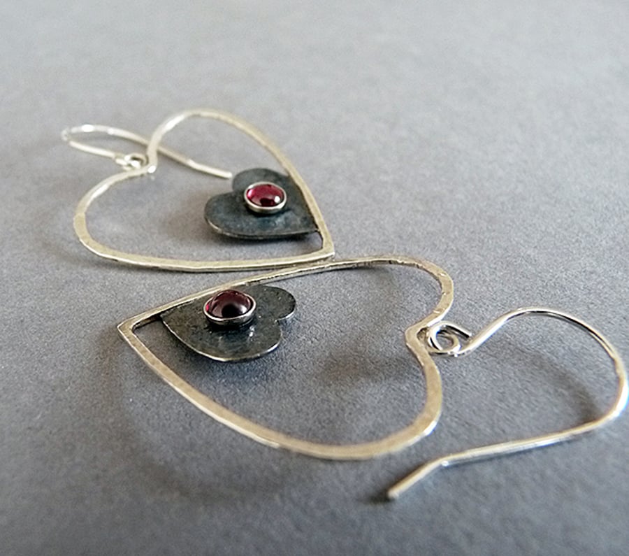 Sterling Silver Heart Earrings with Garnet HG4