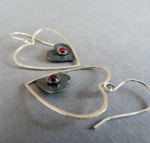 Sterling Silver Heart Earrings with Garnet HG4