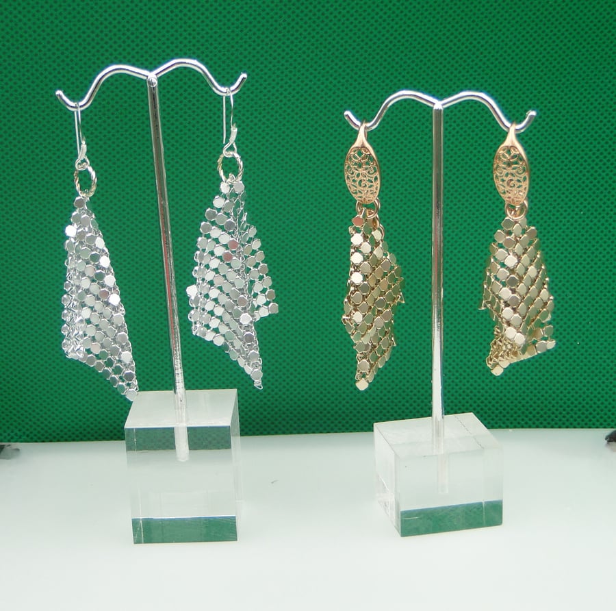 Metallic material earrings silver or rose gold