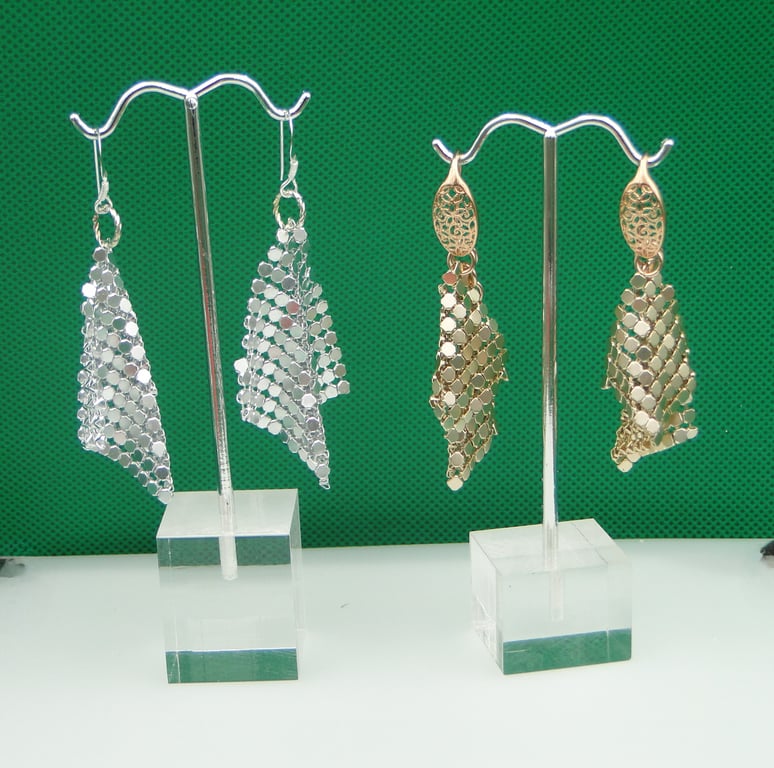 Metallic material earrings silver or rose gold