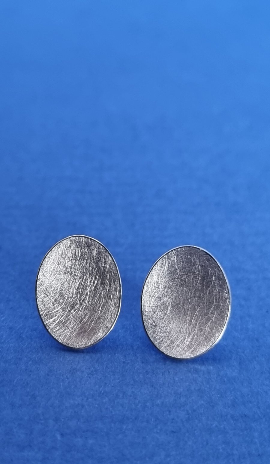Sterling silver concave oval disc earrings 
