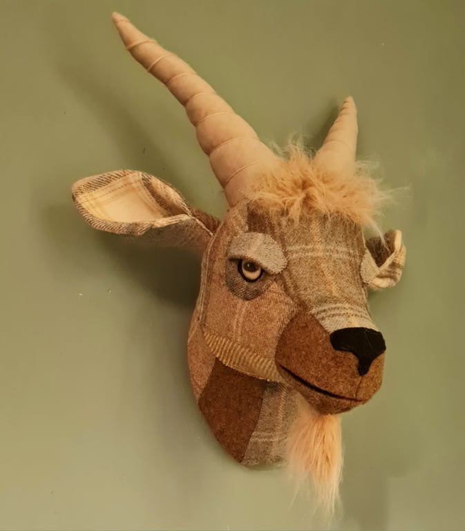 Patchwork tweed fabric goat head - Guthrie