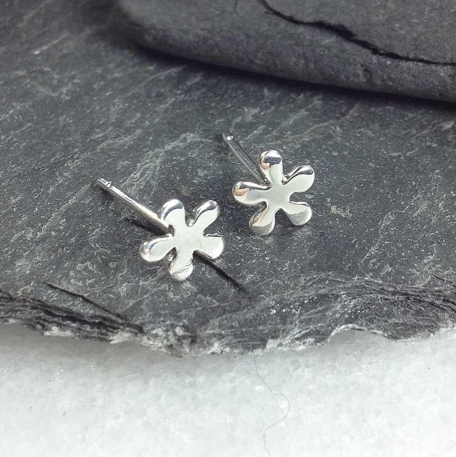 Tiny sterling silver flower stud earrings