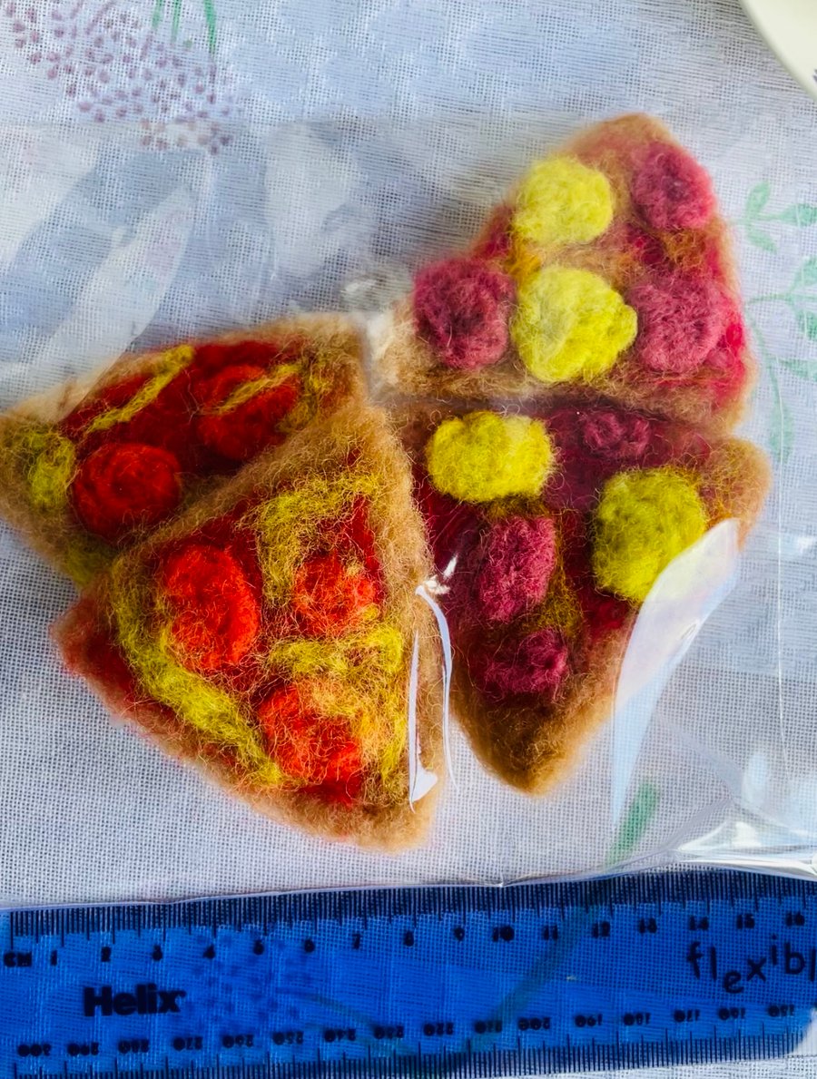 Needle felted four slice pizza pack
