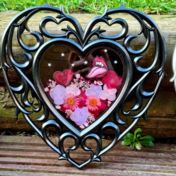 Handmade Heart Wall Frame Gothic Home Decor Floral Emo Punk 