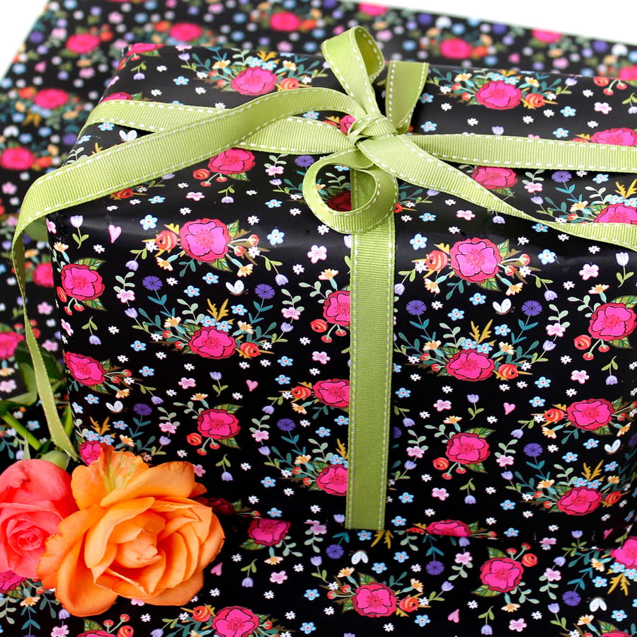 Gift Wrap 2 pack  - Botanical on Black