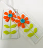 Retro fused glass flower wall hanging  - Image 1