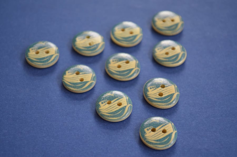 15mm Wooden Fishing Boat Buttons 10pk Nautical Sea Ship  (SNT9)