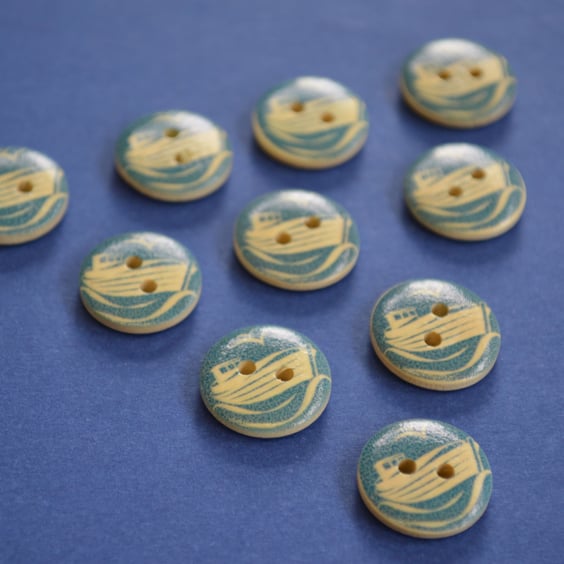 15mm Wooden Fishing Boat Buttons 10pk Nautical Sea Ship  (SNT9)