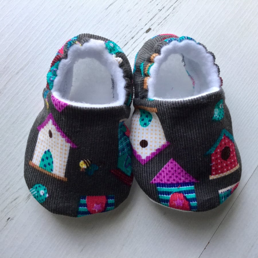 BELLAOSKI Handmade Birdhouses Soft Cord Slippers Pram Shoes Baby GIFT Size 3-6m