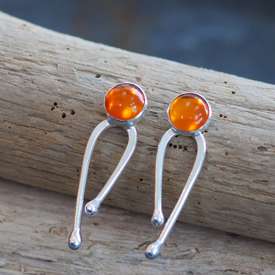 Sterling silver and honey amber stud earrings