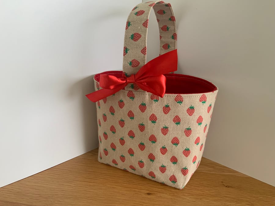 Small Easter Basket, Childrens Bag, Storage Basket, Easter Bag
