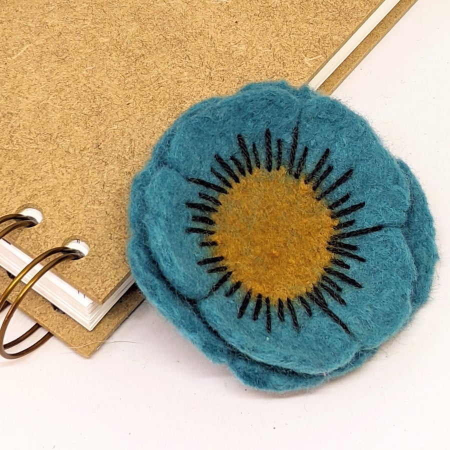 Felted flower brooch - turquoise anemone